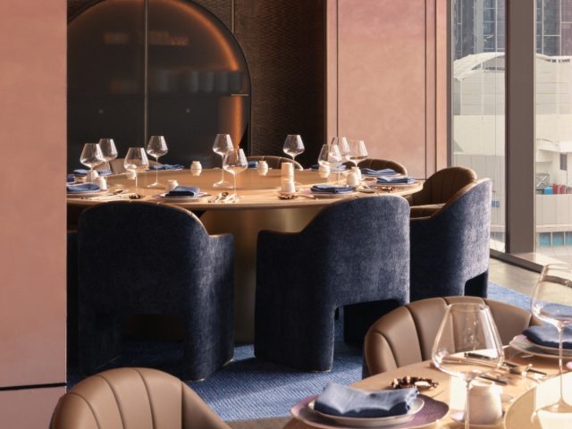 Make Year-End Dinners Unforgettable at 黑珍珠 The Black Pearl